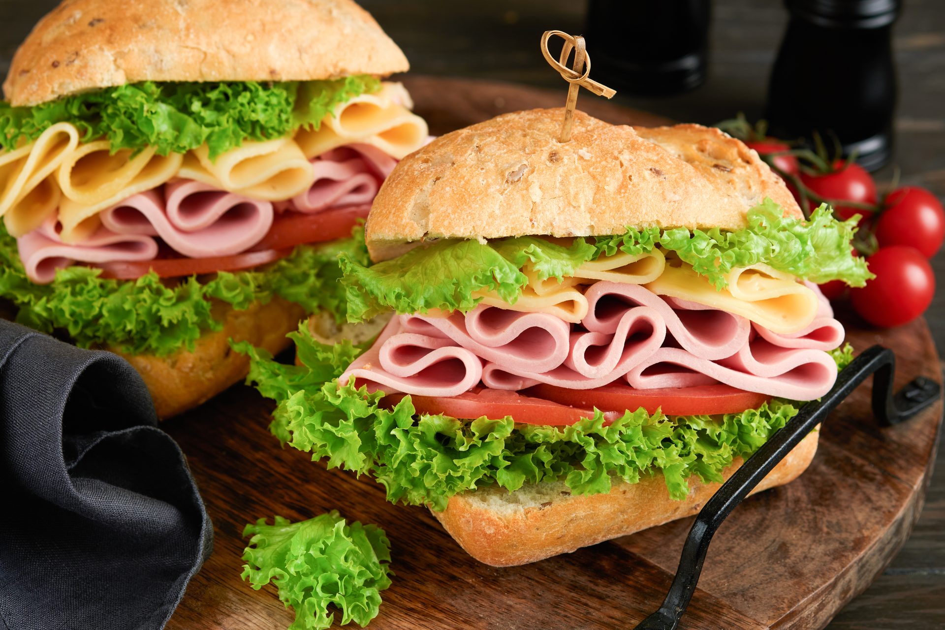 J&W Deli — La esquina del Sabor